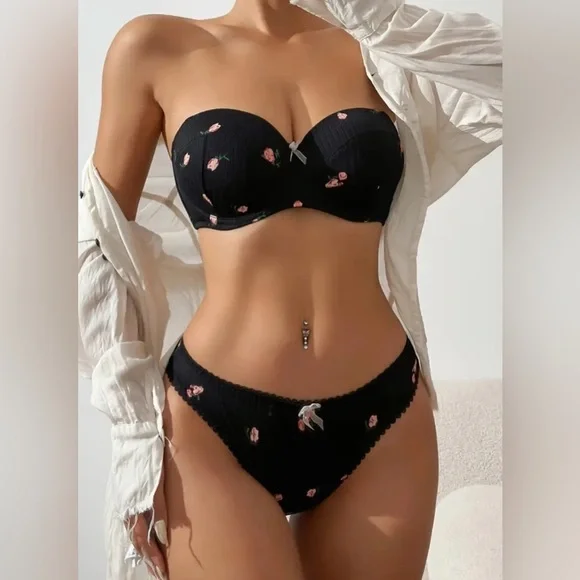 Floral Print Bra & Panties - Picture 4 of 10